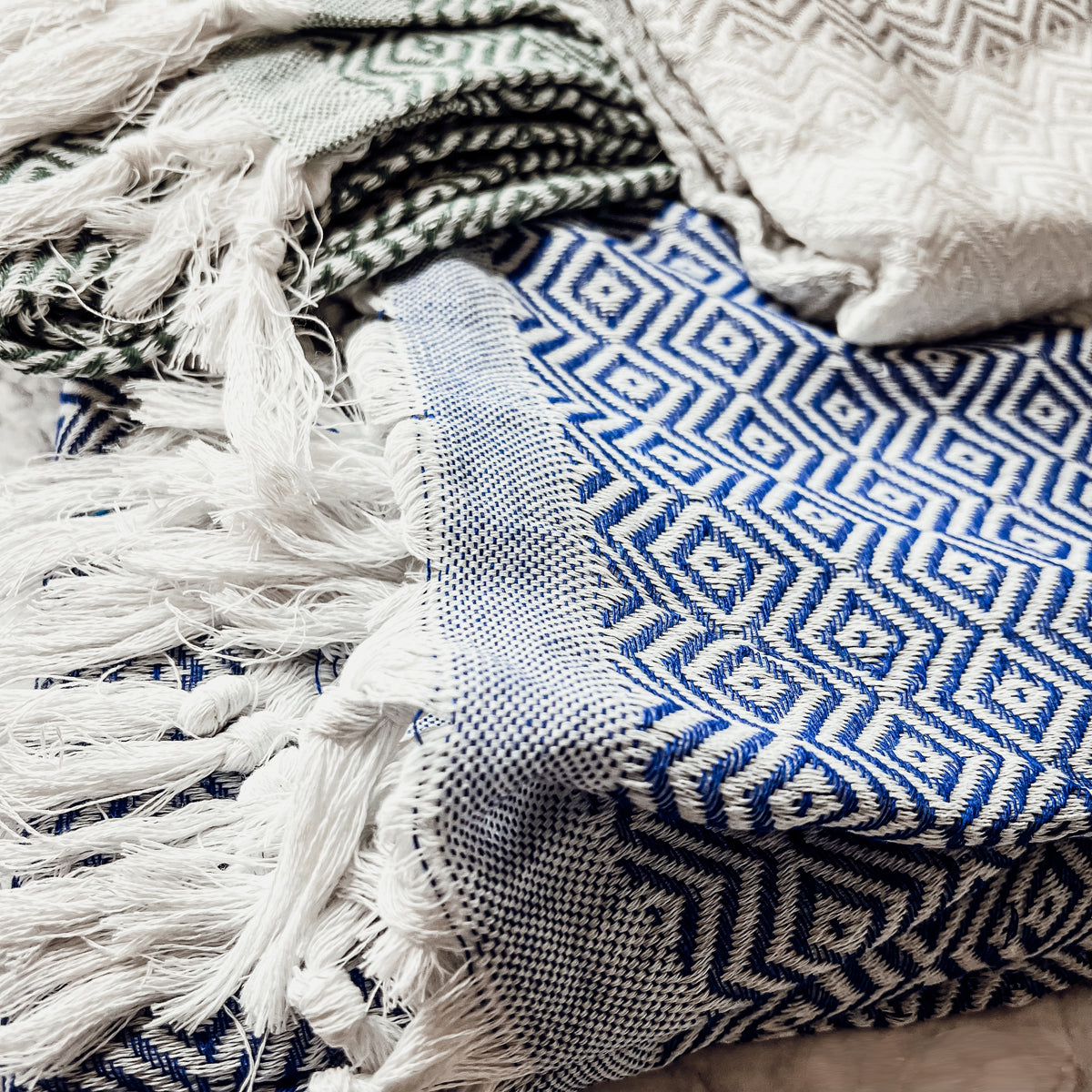 XL Turkish Cotton Towel 200GSM Oversized Bath, Pool, Hair and Picnic Towel BandsCo Straps