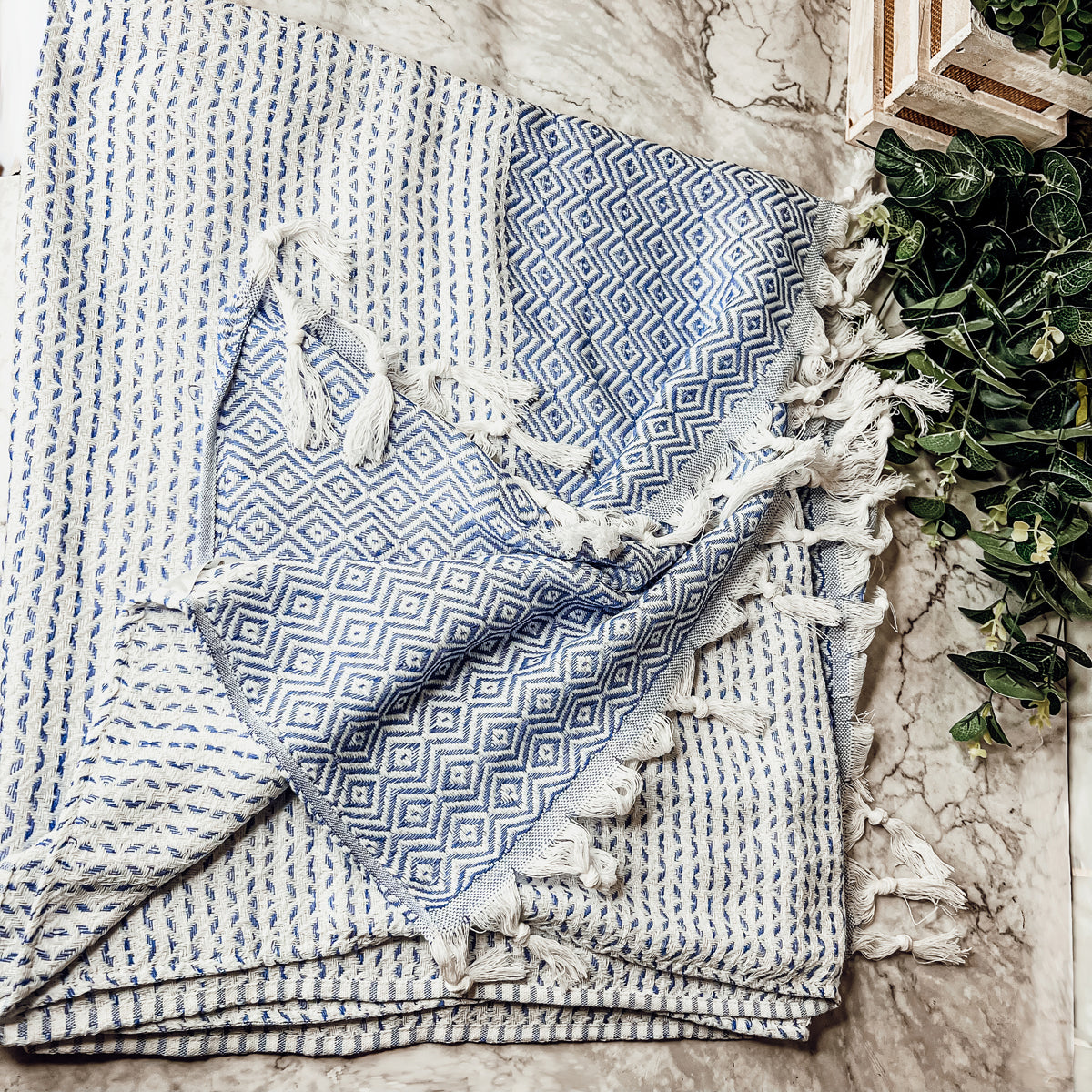 XL Turkish Cotton Towel 200 GSM Oversized Bath Beach Swim Hair Picnic Throw BandsCo Straps