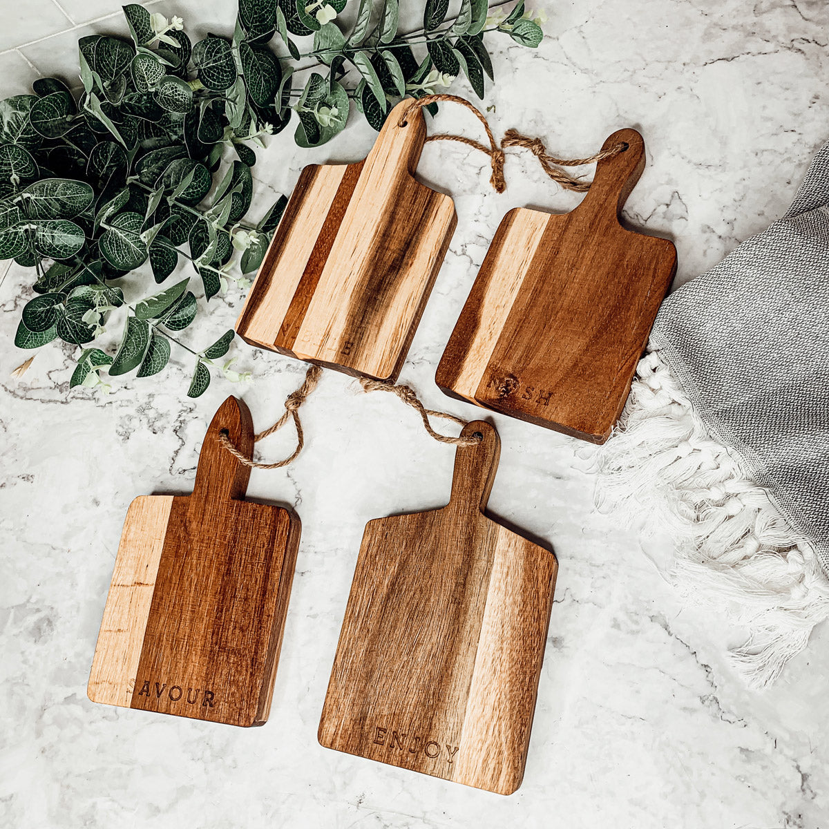 Acacia Charcuterie Boards Set Of 4 8x4.5in Small Serving Boards With Jute Hangs BandsCo Straps