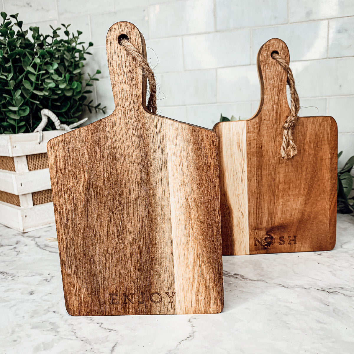 Acacia Charcuterie Boards Set Of 4 8x4.5in Small Serving Boards With Jute Hangs BandsCo Straps