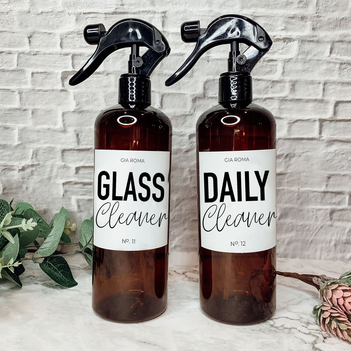 16oz Plastic Spray Bottles With White Or Black Waterproof Labels BandsCo Straps