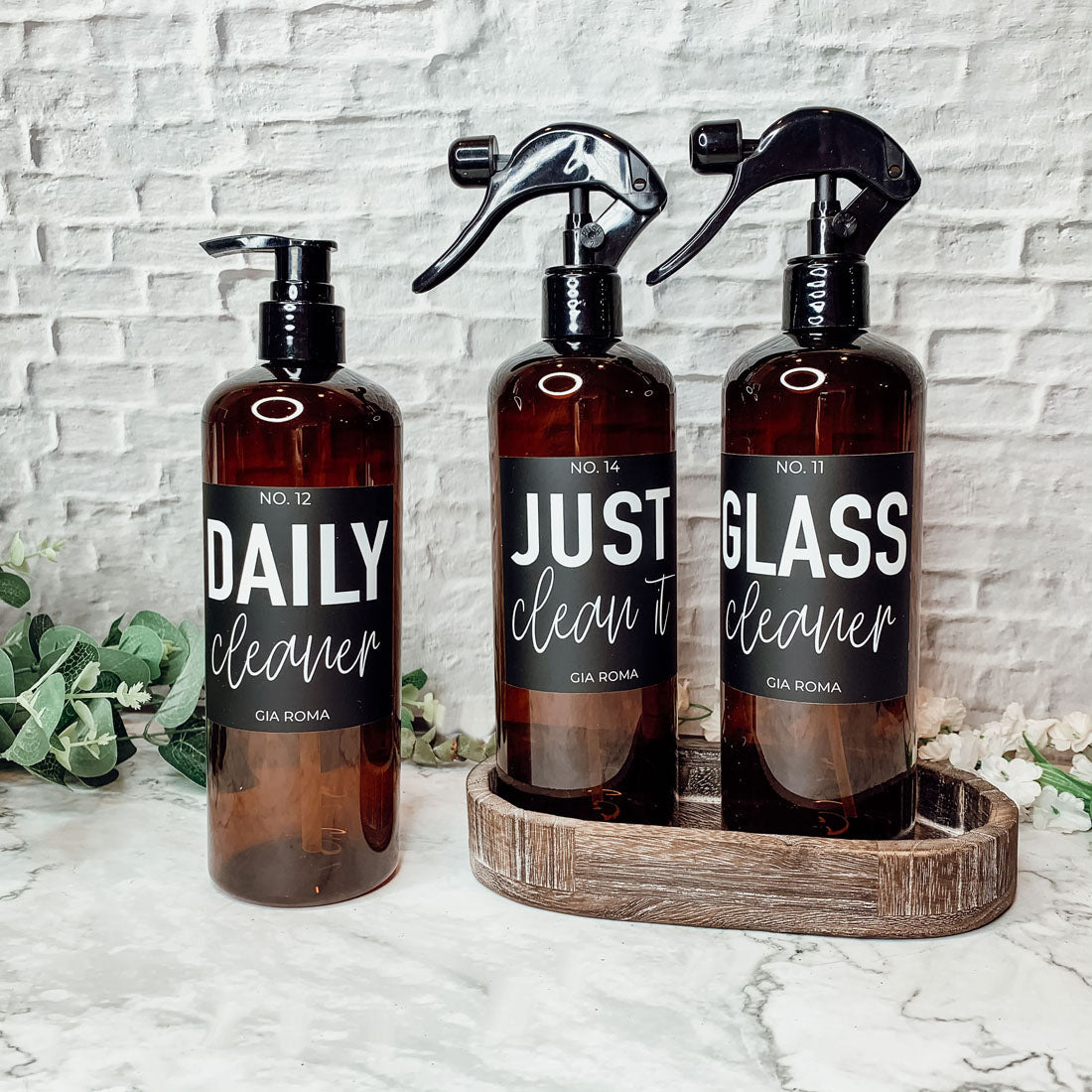 16oz Plastic Spray Bottles With White Or Black Waterproof Labels BandsCo Straps