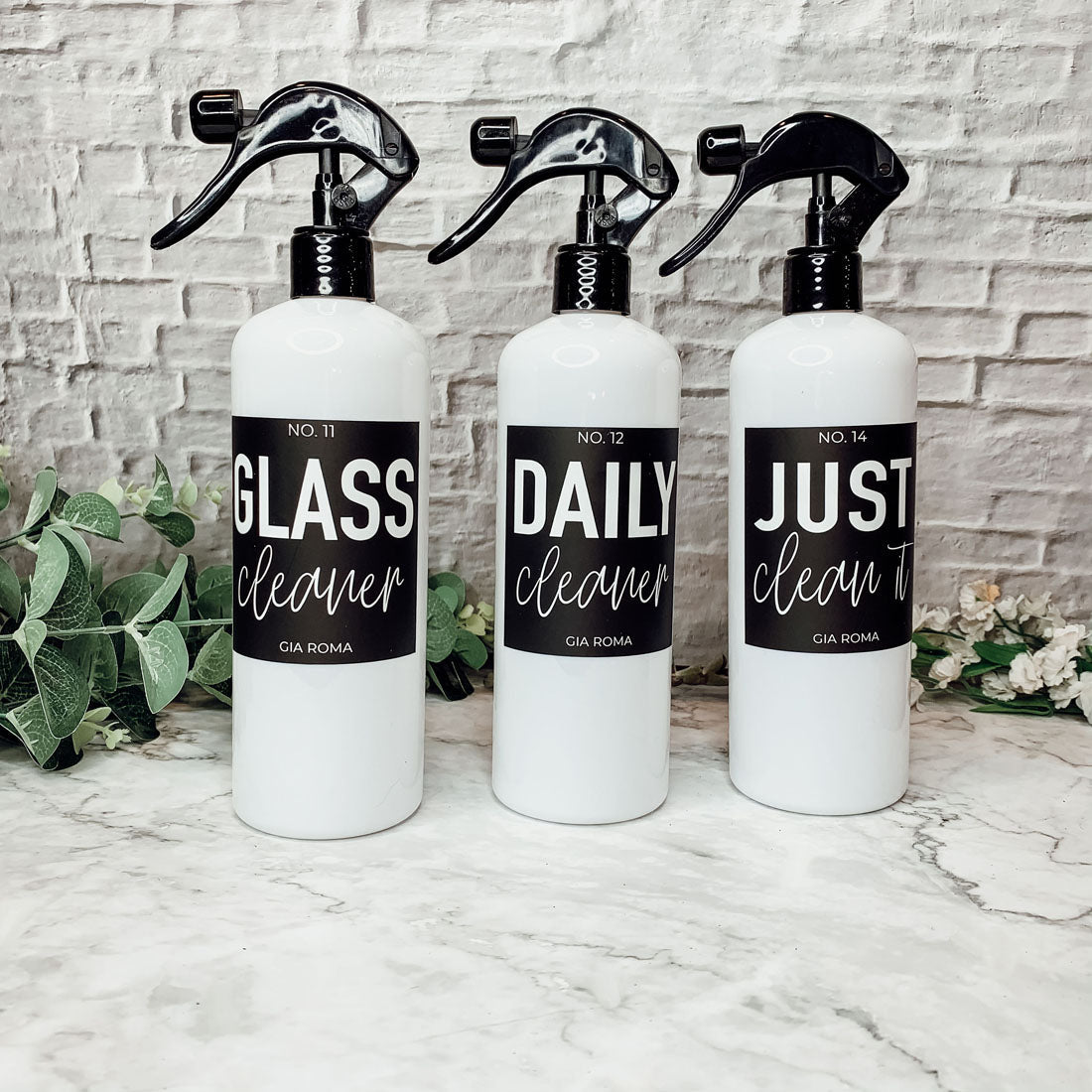 16oz Plastic Spray Bottles With White Or Black Waterproof Labels BandsCo Straps