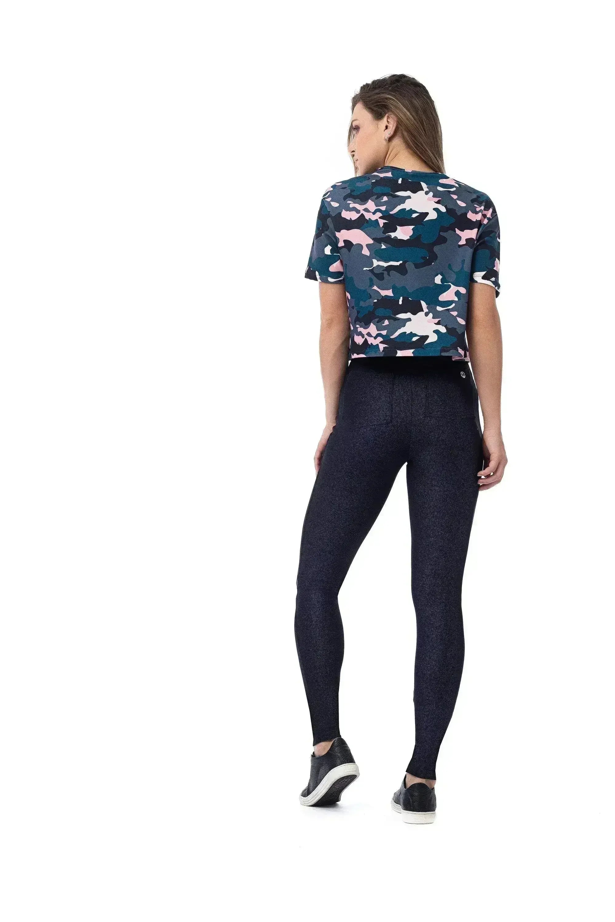 Daisy Camo Short Sleeve Crop Top | Stylish & Comfortable - SJB-DIAMOND ELITES