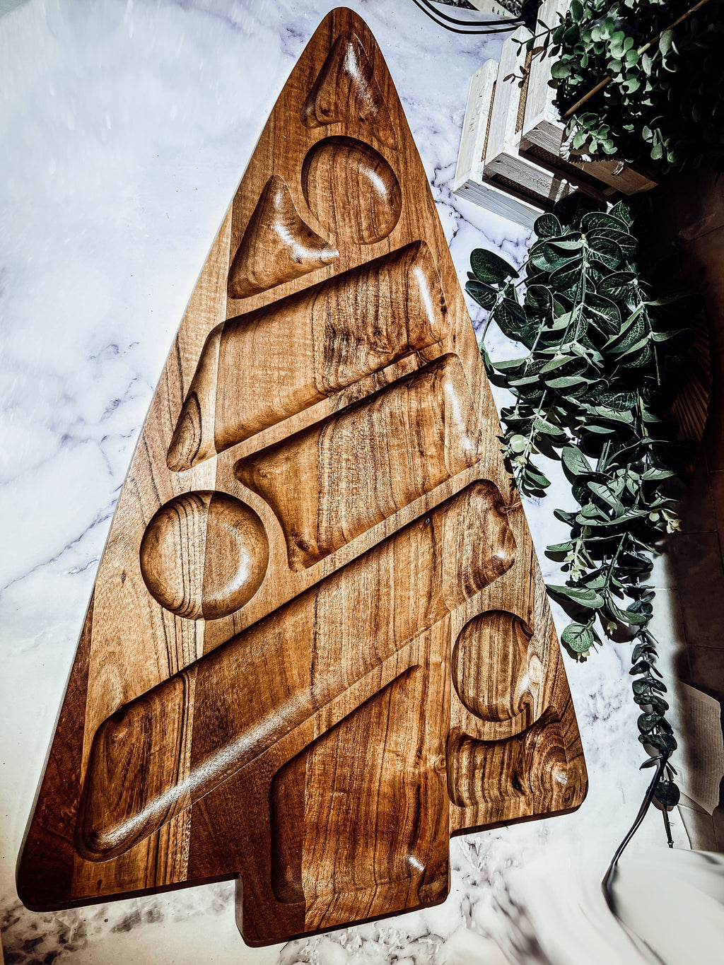 Oversized Acacia Wood Christmas Tree Charcuterie Board With Sectioned Serving BandsCo Straps