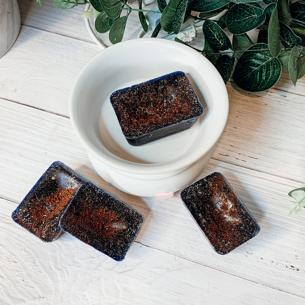 Blueberry Crumb XL Farmhouse Wax Melts Scented Wax Tart Cubes Blueberry Pie Cinnamon Crumble BandsCo Straps