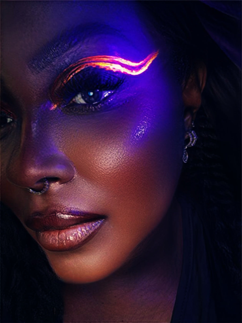 Ashunta Sheriff Beauty UV Glow Vegan Liner Pen Ashunta Sheriff Beauty