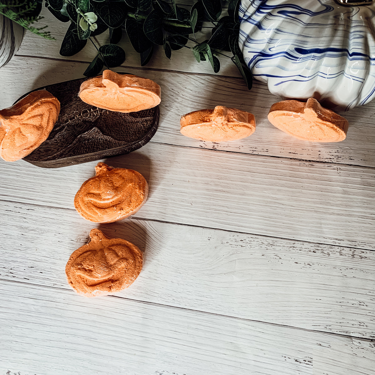 Pumpkin Spice Bath Bomb 3.5oz Fall Scented Bath Fizzy Gift For Women BandsCo Straps