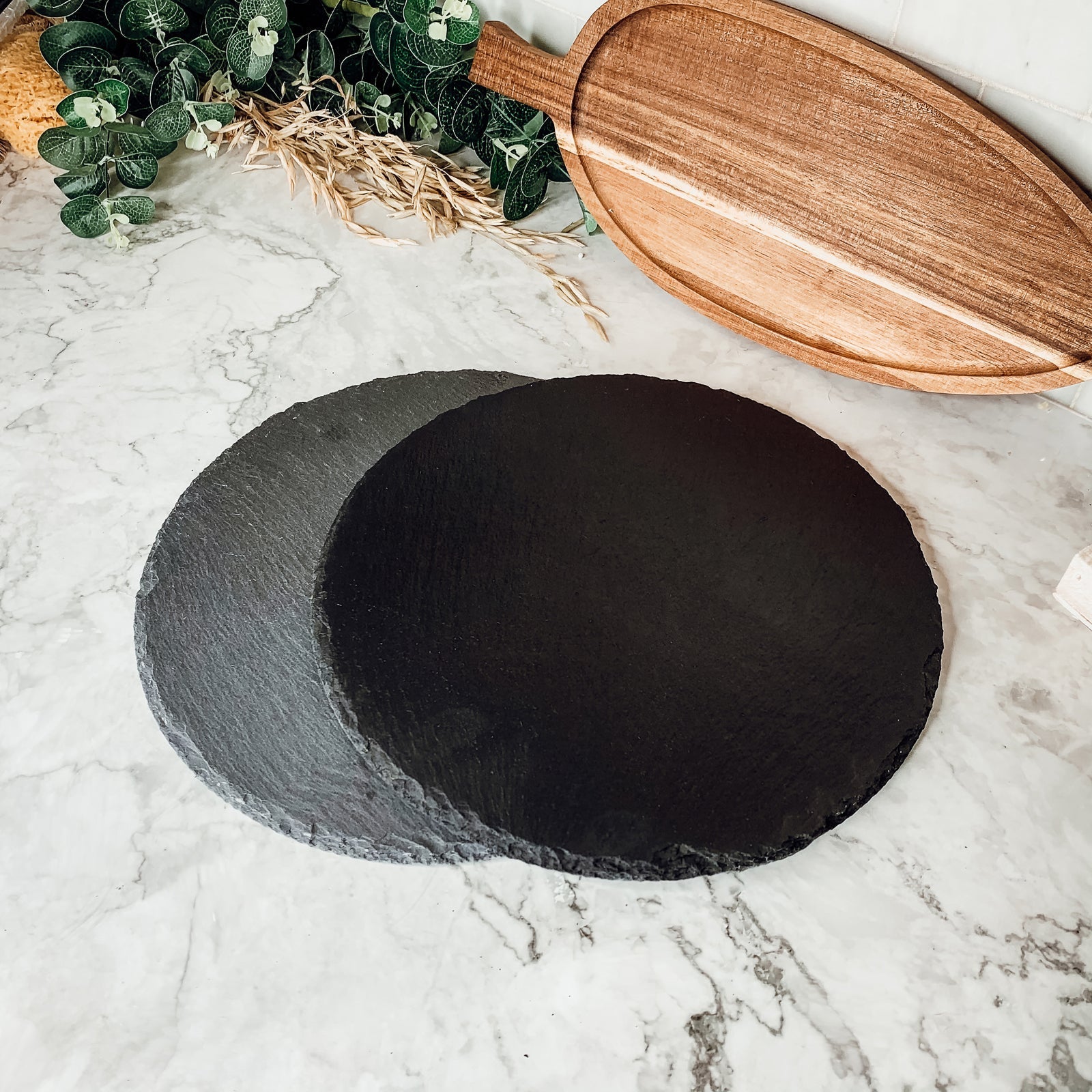 Slate Round 11" Cheese Board Natural Layered Edge Slim 5-6mm BandsCo Straps