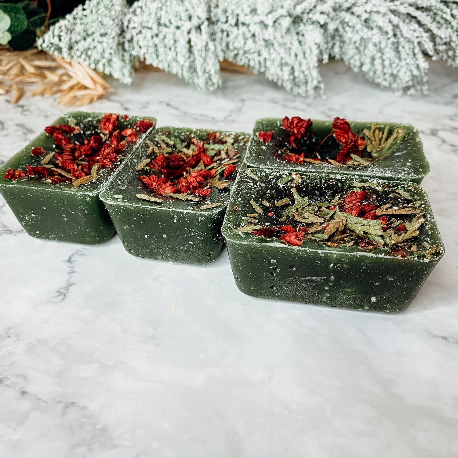 Cedar Berry XL Wax Melts Cranberry Sugar Wood Cabin Winter Scent With Cedar Tip BandsCo Straps