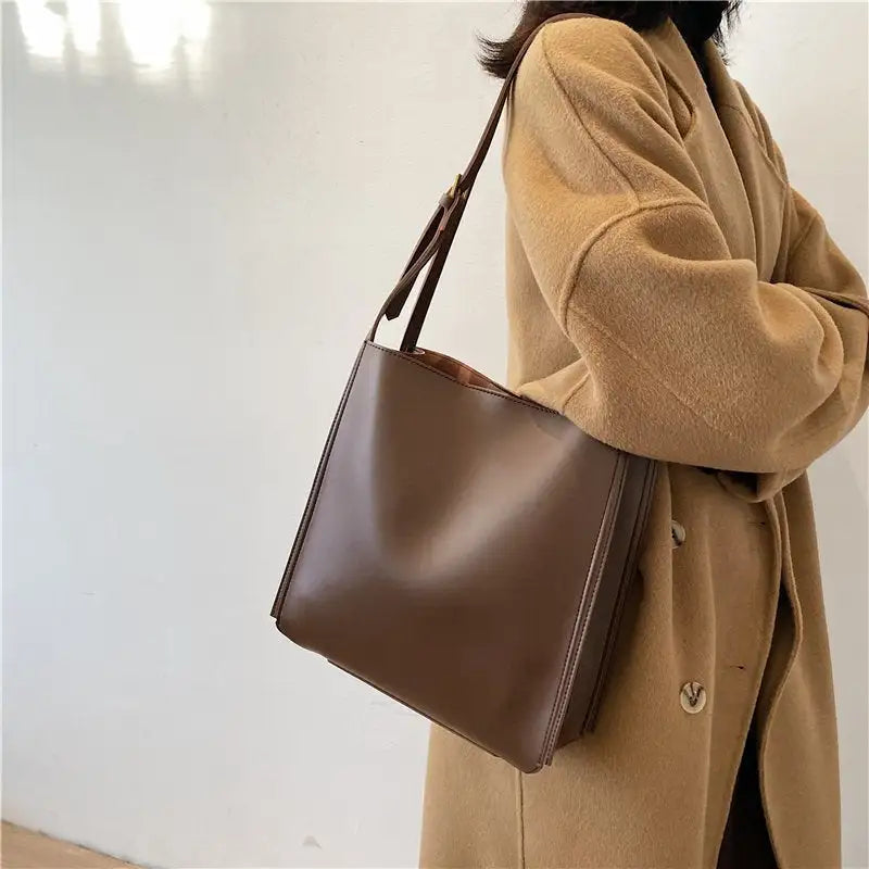 Olives Vegan Leather Tote Pi-Mart