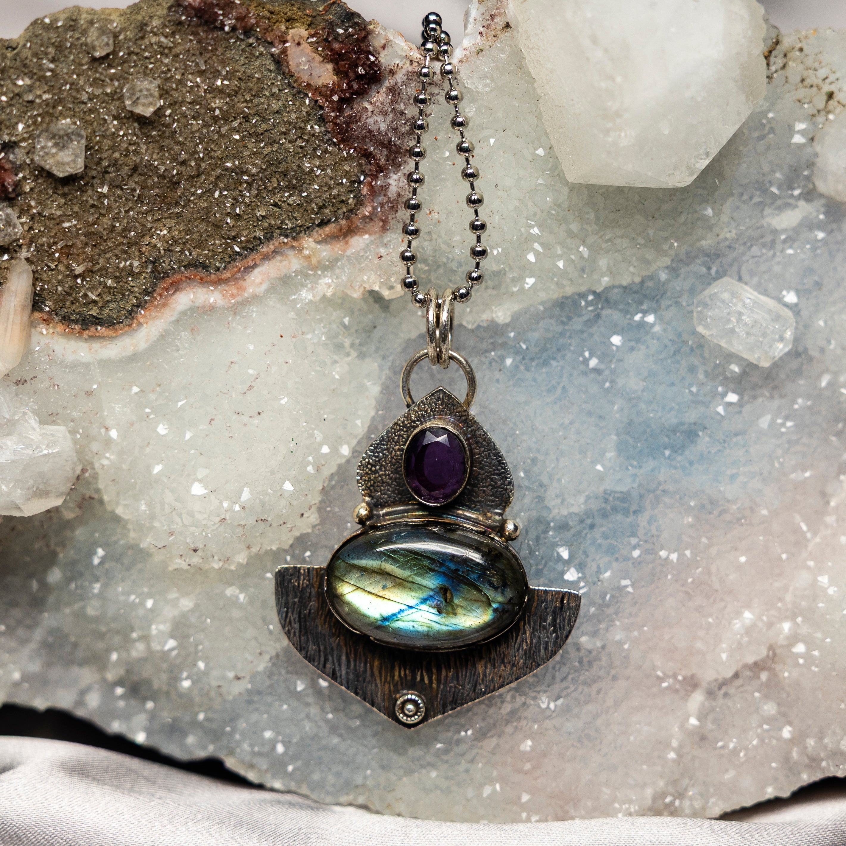 Labradorite On 925 Silver Pendant #2 - SJB-DIAMOND ELITES