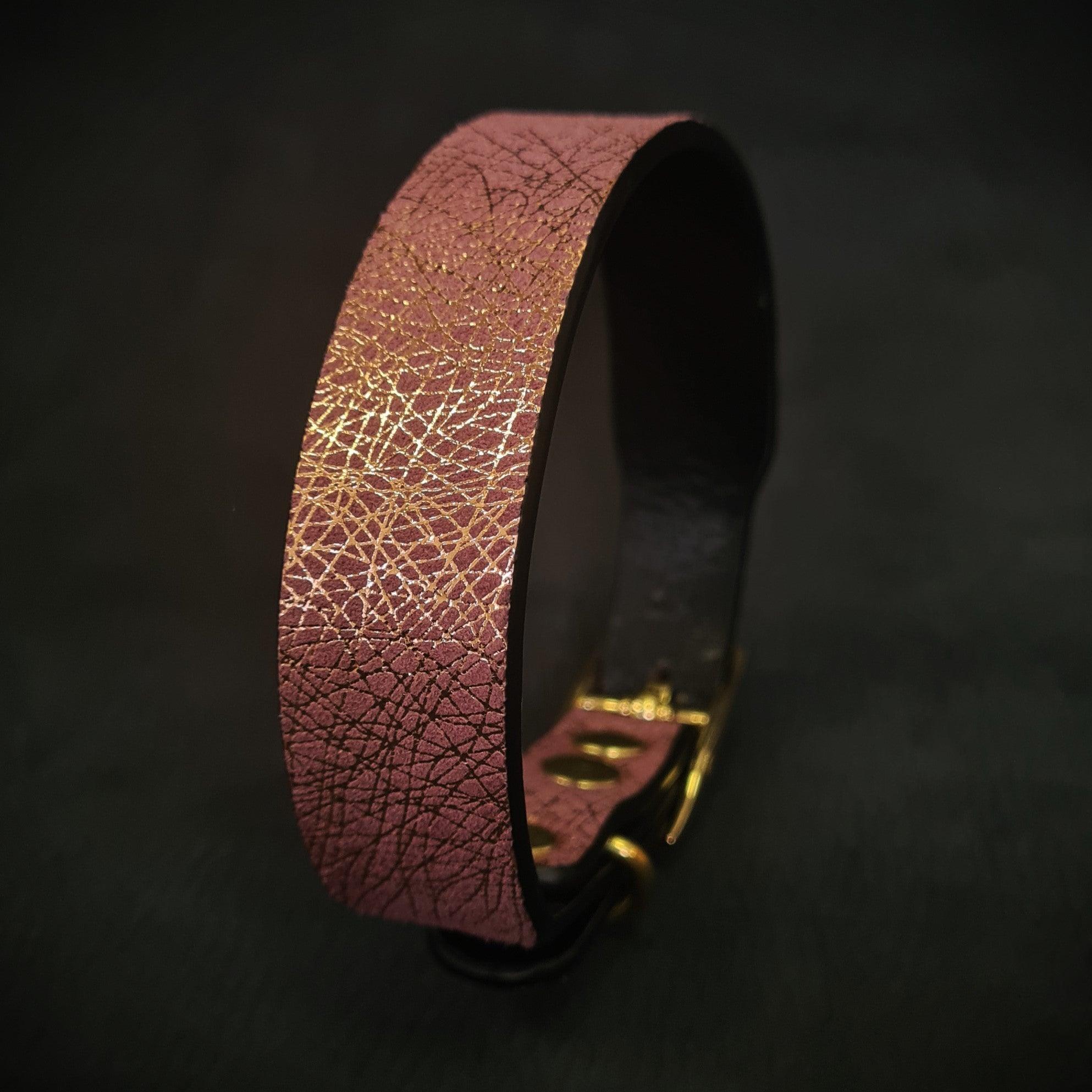 The ''Nostalgia Rose'' puppy collar Bestia Dog Gear