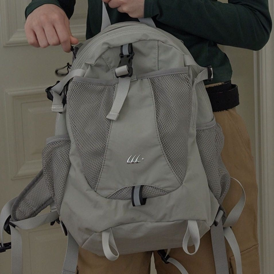 Functional Outdoor Hiking Light Hiking Bag, Picnic Bag Sports Riding Bag, Women's Travel Backpack