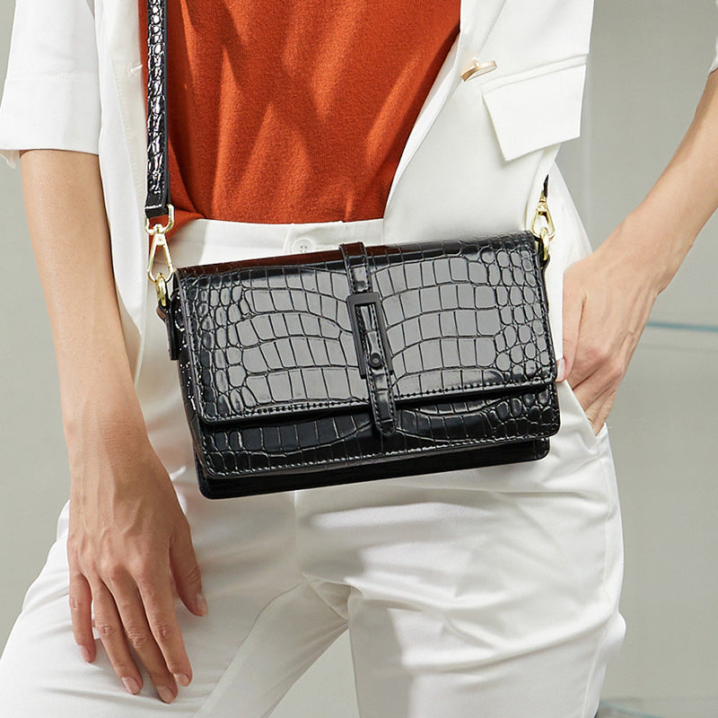 2025 Gradual Change Snakeskin Pattern Small Square Bag Fashionable Atmosphere Physical Women's Bag Buckle Tide Messenger Bag CR21080304 - SJB-DIAMOND ELITES