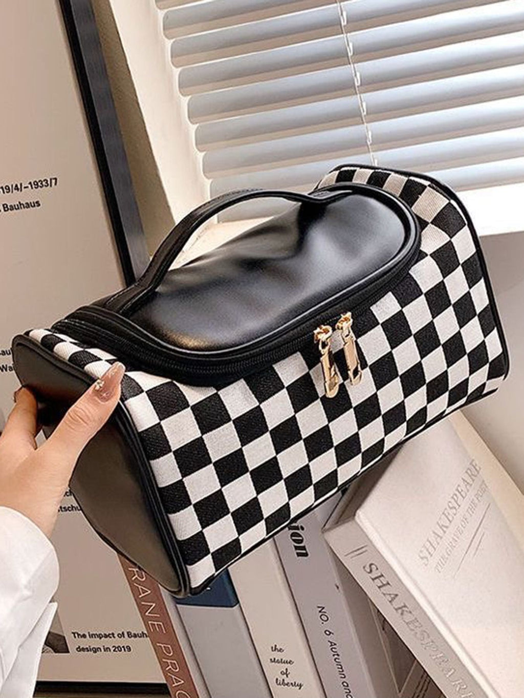 Large portable plaid cosmetic bag, large capacity toilet bag, tote zipper cosmetic storage bag, makeup bag with compartments, - SJB-DIAMOND ELITES