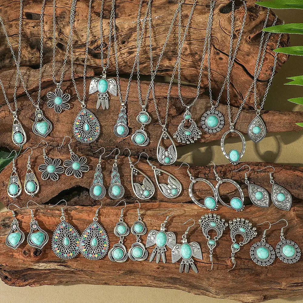 Fashion Turquoise Long Pendant Ear Rings Suit