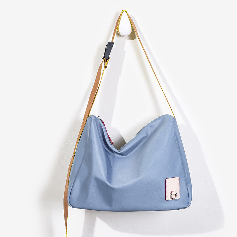 Spring and summer simple casual shoulder bag, large capacity Oxford cloth commuter bag, crossbody hobo bag for women