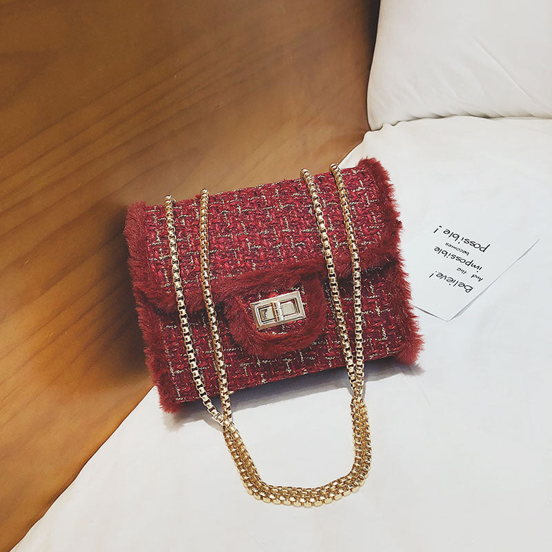 Small chain bag lock closure 2025 autumn and winter with synthetic fur decoration X9178 - SJB-DIAMOND ELITES