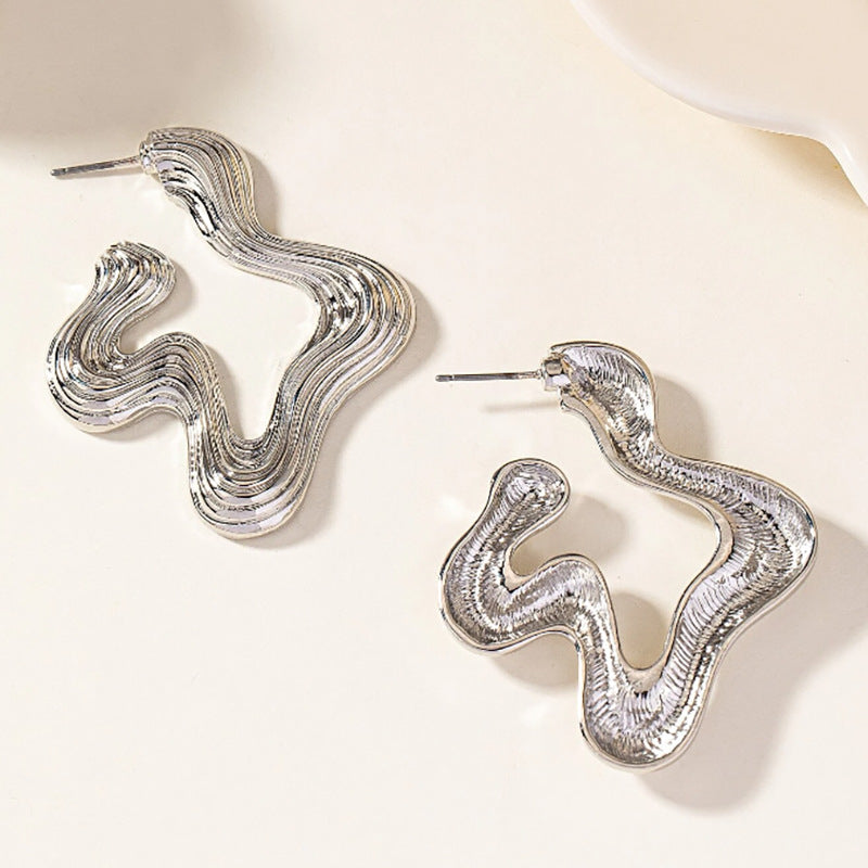 Retro Style Exaggerated Earrings Female European And American Style Pi-Mart