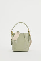 Elegant Bundle Closure Portable Hobo Bag - Stylish Crossbody Broadband Drawstring Bucket Bag