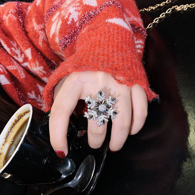 Spinning Ring Temperament Rotatable Snowflake Pi-Mart