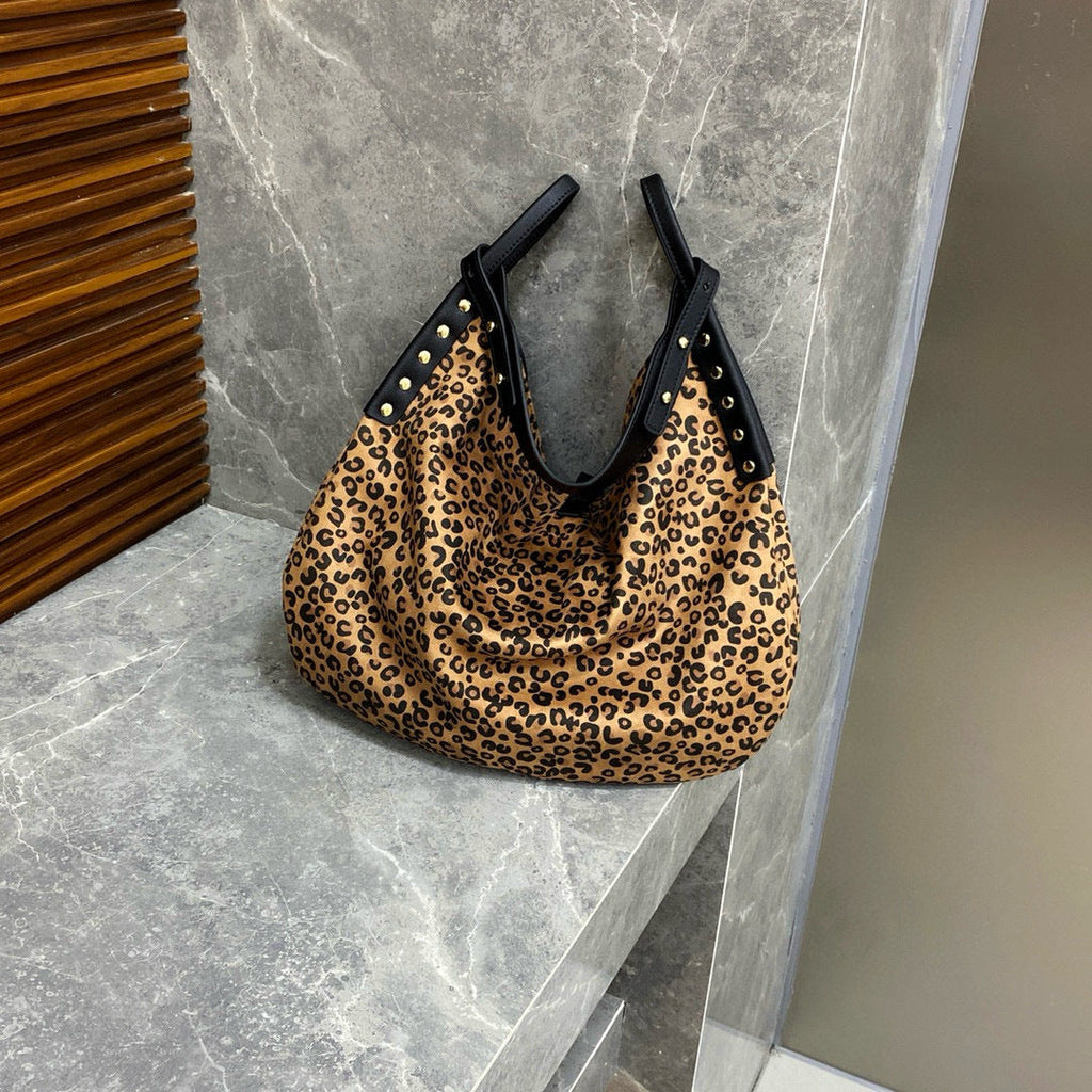 Women's Trendy Leopard Flannel Hobo Crossbody Bag – Large Capacity Shoulder Bag, Casual Versatile Bag for Everyday Use - SJB-DIAMOND ELITES