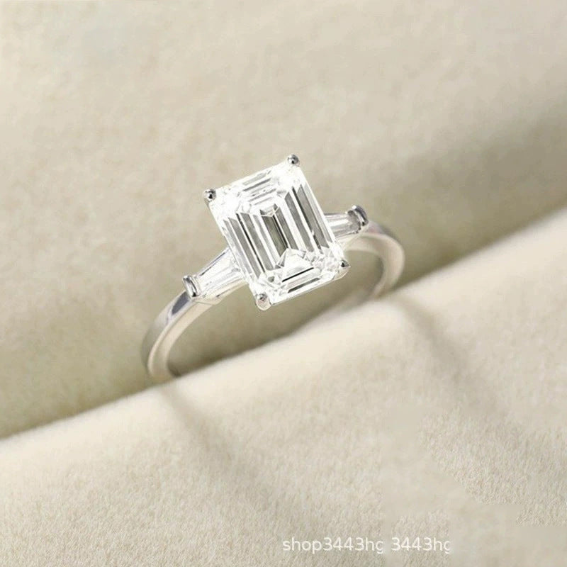 Women's 925 Silver Inlaid 3 Karat Emerald Zircon Ring Pi-Mart