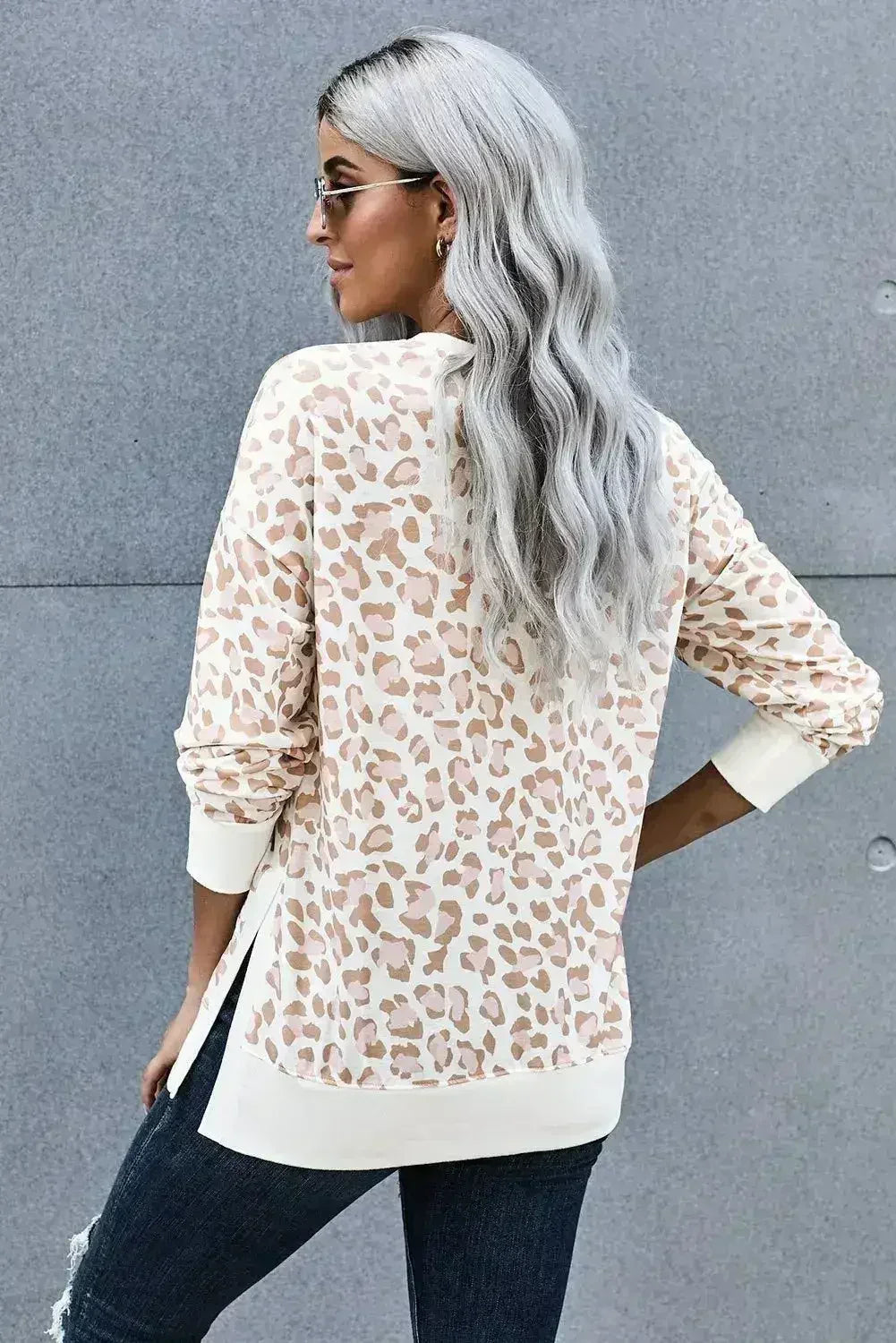 Round Neck Long Sleeve Apricot Leopard Print Loose Fit Sweatshirt - SJB-DIAMOND ELITES