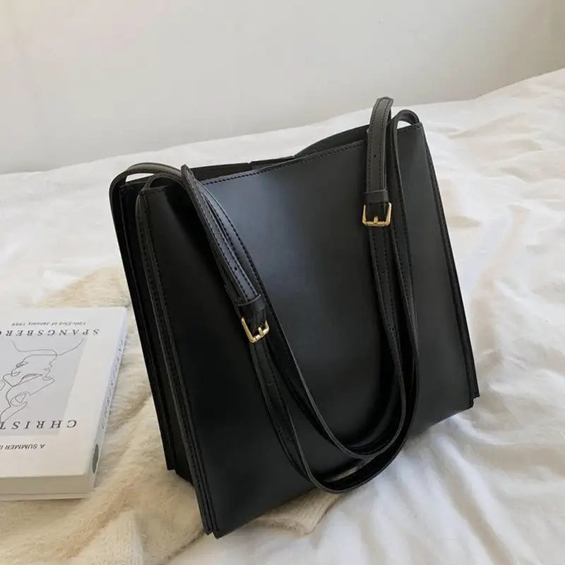 Olives Vegan Leather Tote Pi-Mart
