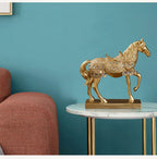 Resin Horse Sculpture, Animal Statue, European Style, Souvenir Gift, Living Room, Office, Study, Desktop Decoration, Gifts