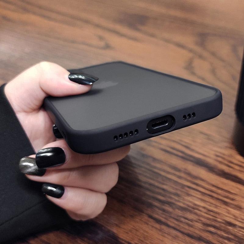 Luxury Shockproof Armor Phone Case For iPhone 11 12 13 14 Pro Max Silicone Clear Hard Cover Protective Hard Back Cover with Soft Edge Bumper Shockproof Anti-Drop Case For iPhone Stevvex