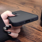 Luxury Shockproof Armor Phone Case For iPhone 11 12 13 14 Pro Max Silicone Clear Hard Cover Protective Hard Back Cover with Soft Edge Bumper Shockproof Anti-Drop Case For iPhone Stevvex