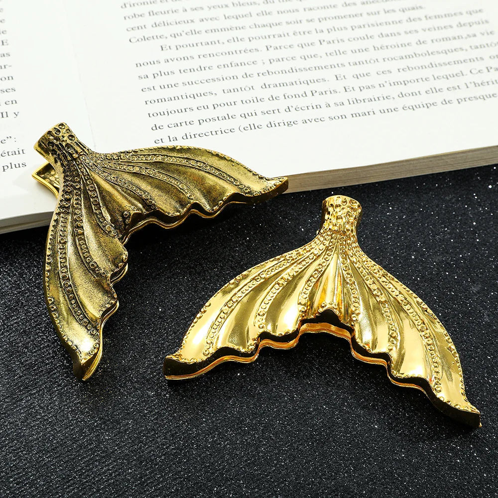 1Pcs Creative Fish Tail Metal Bookmarks, Rare Book Page Holders for Book Lovers, Office Supplies for Bookworm Readers Lootquake LLC