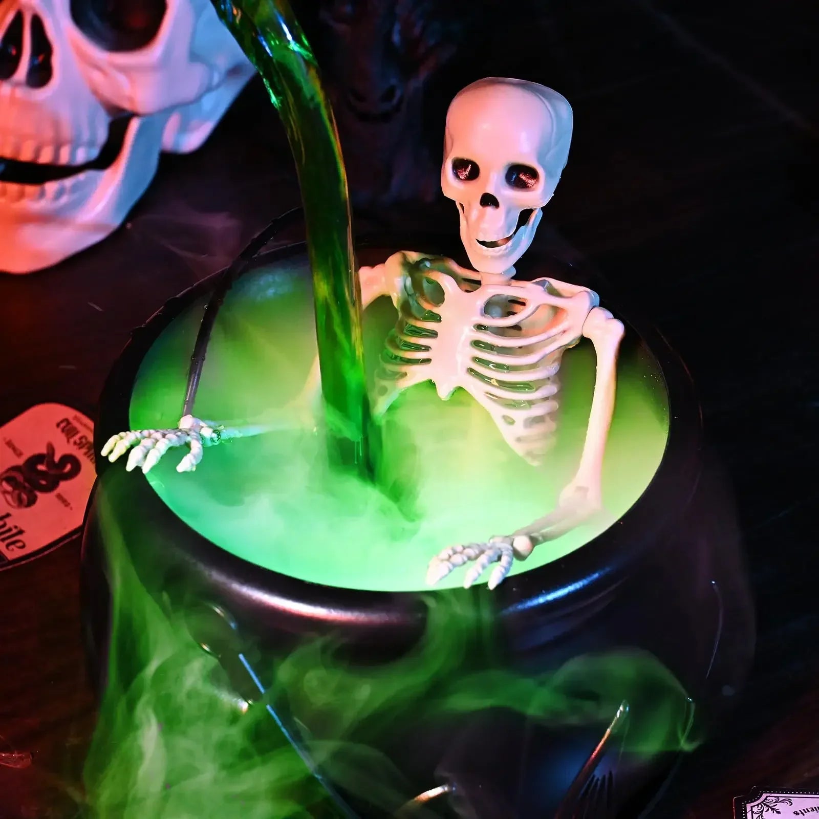 Witch Cauldron with Mist & LED