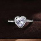2025 New European and American Peach Heart Ring Women's Personalized Love Shaped Zircon Inlaid Diamond Fashion Jewelry Wholesale