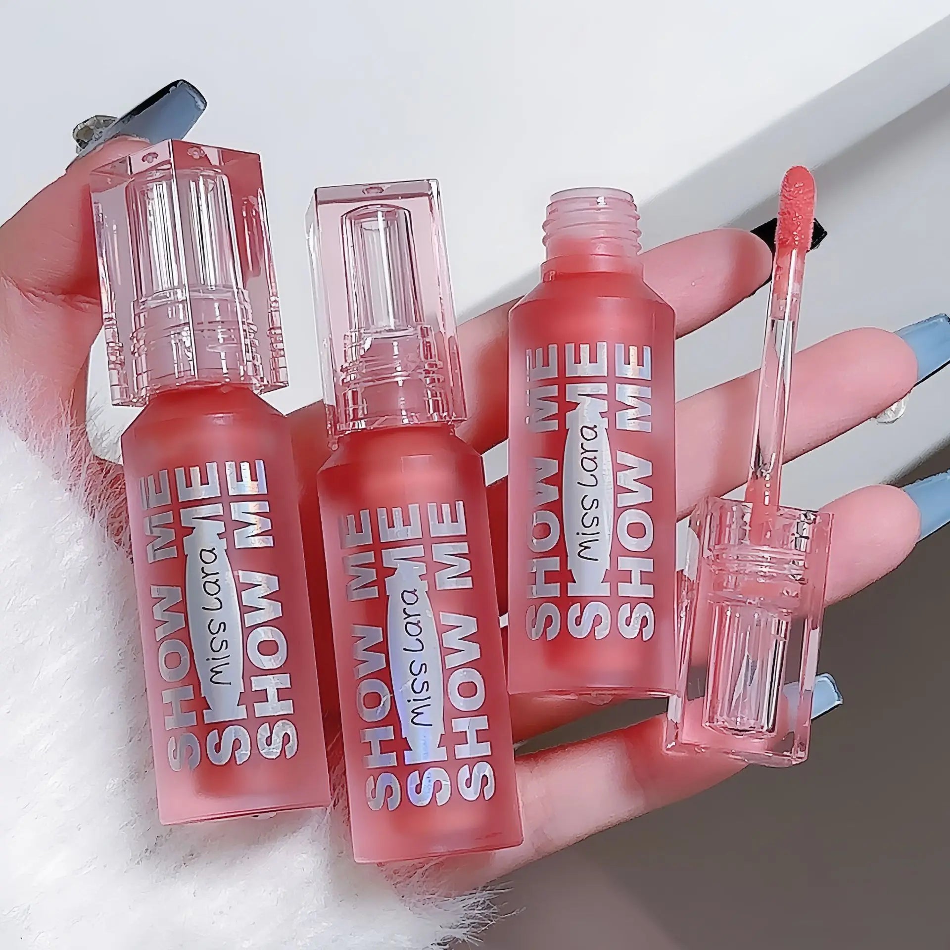 MISS LARA Show Me Cheap Lipstick Mirror Watery Glass Lip Gloss Moisturizes Whitens Atmosphere Pure Girly Lip Gloss Cosmetics Hot