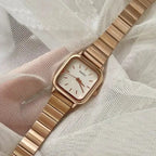 2024 Hot Brand Stainless Steel Strap Watch Women Luxury Gift Quartz Wristwatch Student Fashion Simple Square Quartz Watches