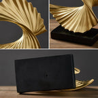 Decoration Sculpture Gold Modern Abstract Art Sculpture Resin Crafts Sculpture Ornaments Home Office Desk Decoration Accessories