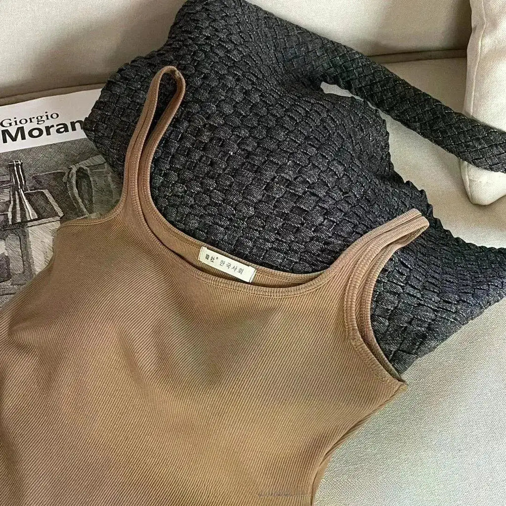 Solid All-Match Invisible Integrated Chest Pad Cami 2024 Spring New Korean Women clothes Short Sleeveless Top