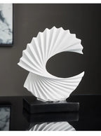 Modern Decor Abstract Sculpture Resin Sculptur Art Golden Statue Living Room Home Decoration Office Desk Decoration Accessories Lootquake LLC