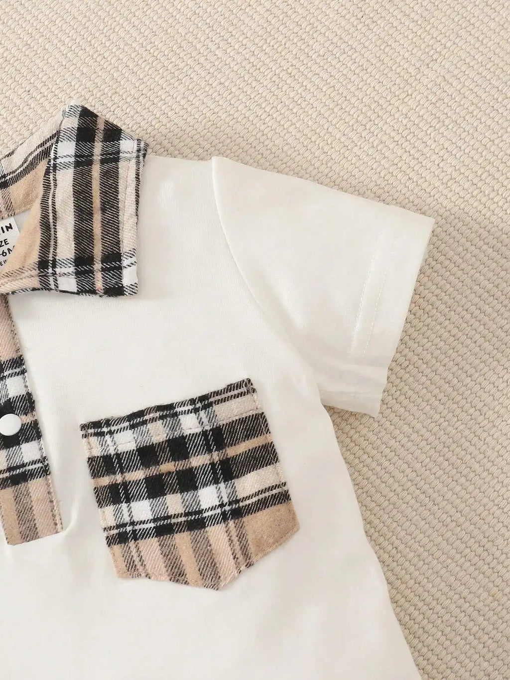 Two-piece baby boy design simple plaid neckline front pocket with plaid hat shorts spring/summer set