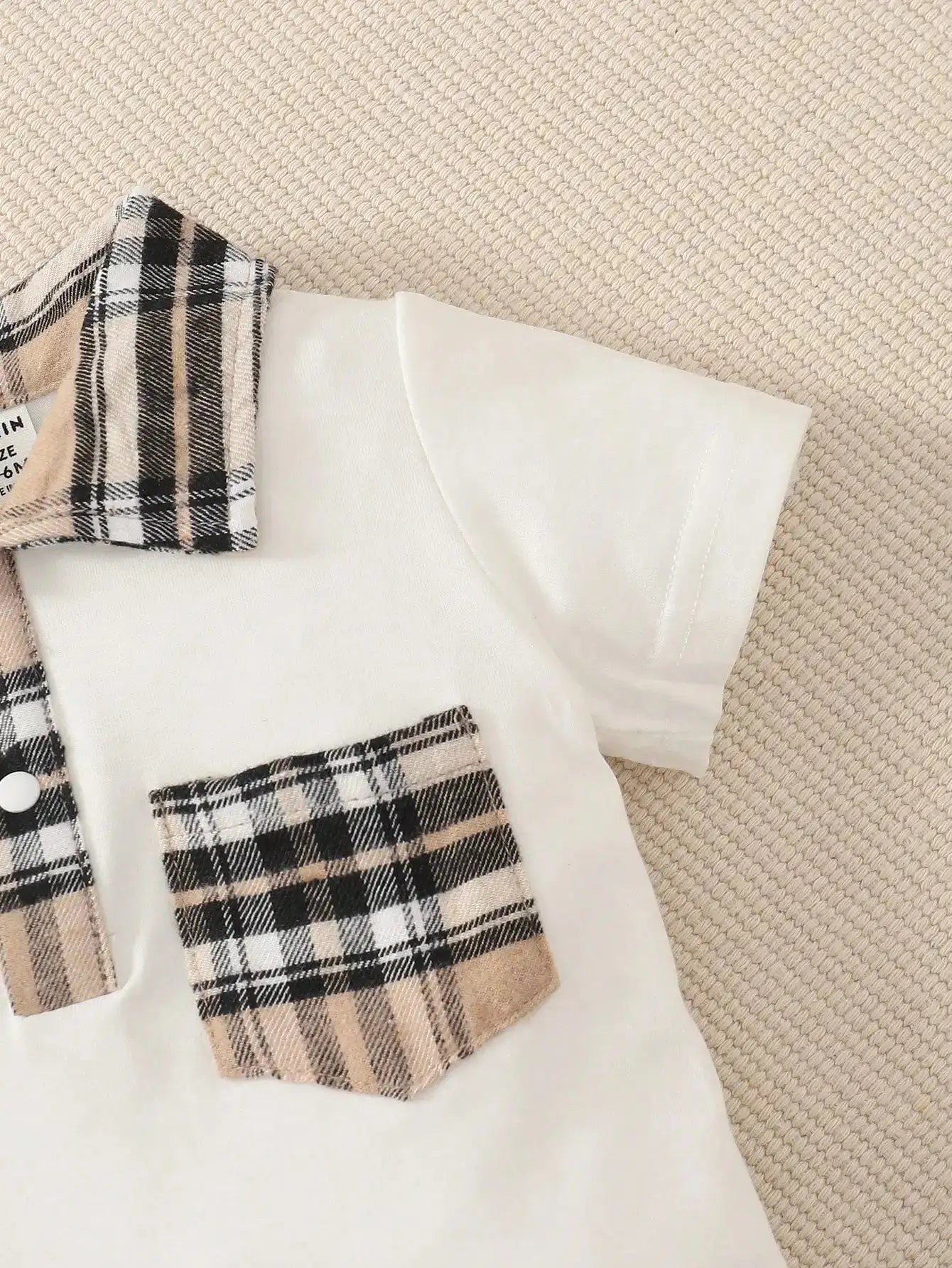 Two-piece baby boy design simple plaid neckline front pocket with plaid hat shorts spring/summer set
