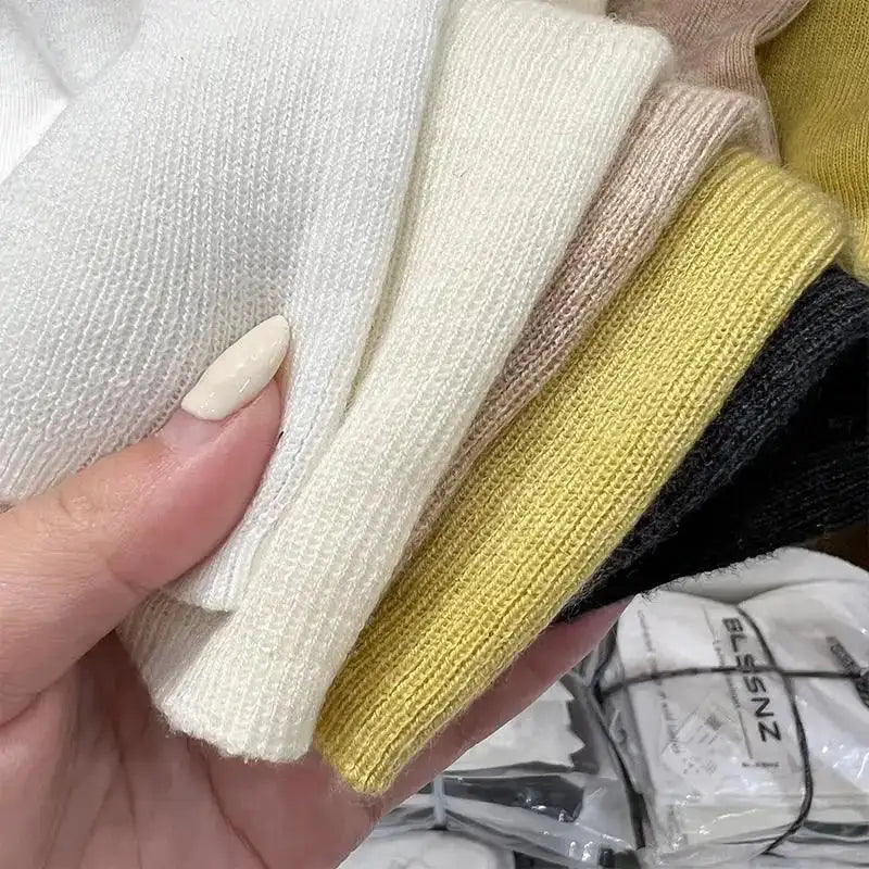 Half High Collar T-shirts Flying Sleeve Design Slim Knitted Sleeveless Top Women Simple Comfortable White T-shirts Summer 2025