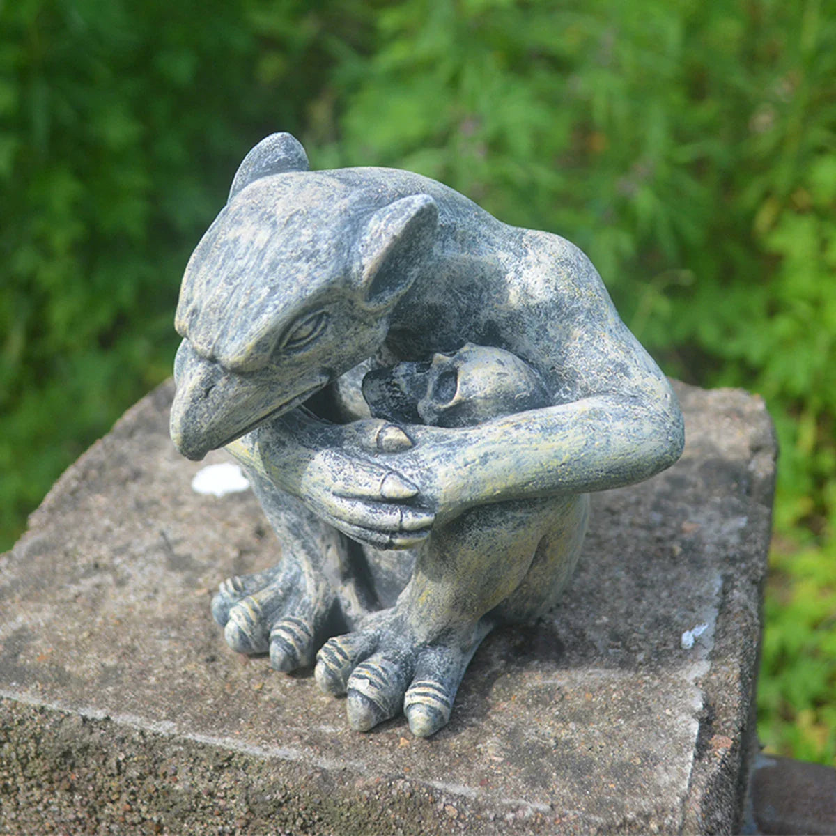 Gargoyle Gothic Decor Statue, Gargoyle Garden Guardian Sculpture, Medieval Gargoyle Mantel Office Bedroom Garden Decoration Lootquake LLC