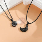 2Pcs Glowing Moon and Sun Projection Couple Necklaces in 100 languages expressing "I love you" - fashionable gift jewelry