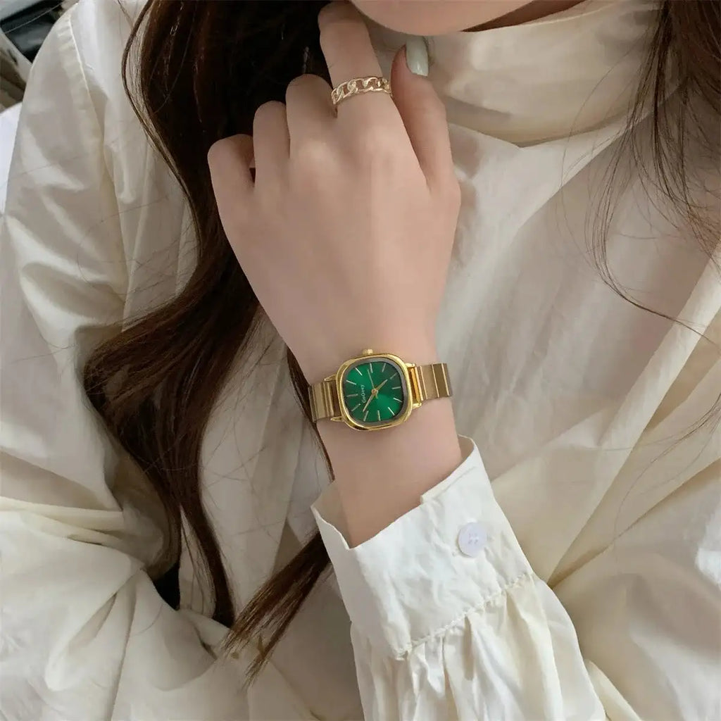 2024 Hot Brand Stainless Steel Strap Watch Women Luxury Gift Quartz Wristwatch Student Fashion Simple Square Quartz Watches