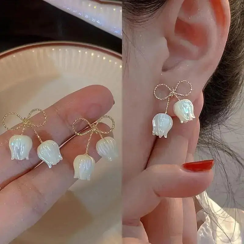 925 Silver Needle Korean Fashion Camellia Flower Earrings For Women Jewelry 2025 Trending Women's Black White Stud Earrings Gift