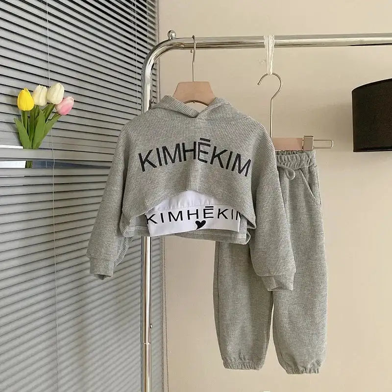 Autumn Baby Girl 3 Pieces Clothes Set Children Long Sleeve Letter Pullover + Sleeveless Top + Sport Pant Suit Girls Tracksuit