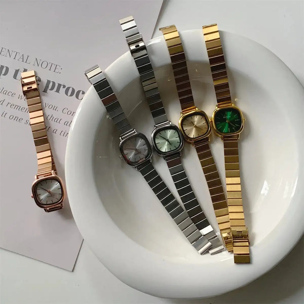2024 Hot Brand Stainless Steel Strap Watch Women Luxury Gift Quartz Wristwatch Student Fashion Simple Square Quartz Watches